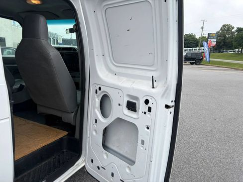 Used 2011 Ford E-250 and Econoline 250 w/ PWR Group RWD image 28