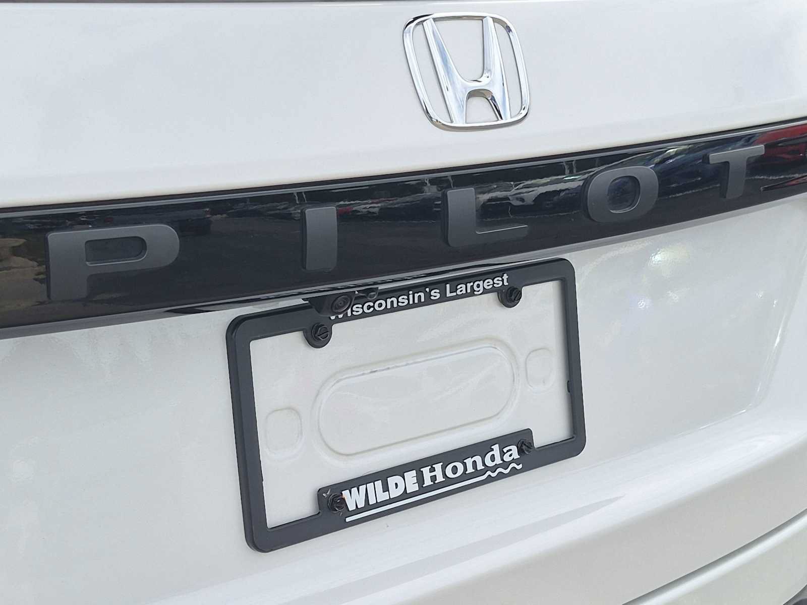 Certified 2025 Honda Pilot Touring image 12