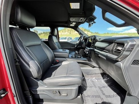 Used 2025 Ford F150 Lariat AWD/4WD image 36