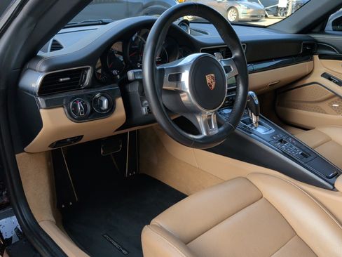 Used 2015 Porsche 911 4 Cabriolet AWD/4WD image 14