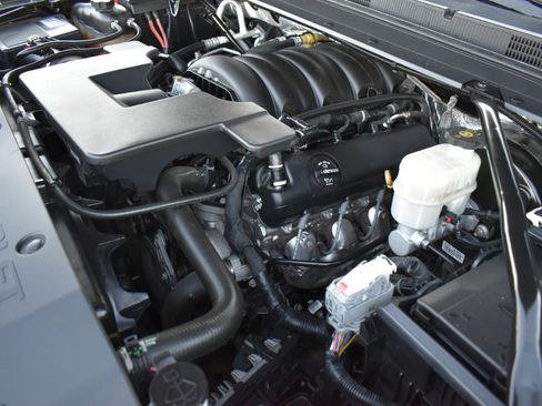 Used 2017 Chevrolet Tahoe Premier image 56