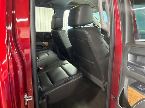 Used 2018 Chevrolet Silverado 1500 LTZ AWD/4WD image 39