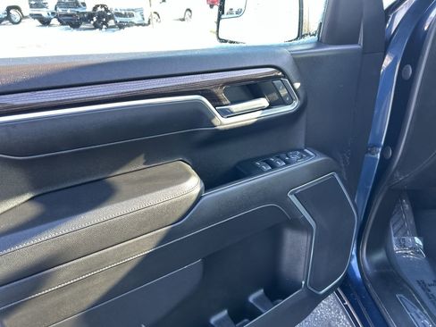 Used 2022 Chevrolet Silverado 1500 LT image 19