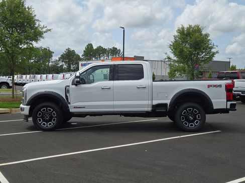 Used 2024 Ford F250 Platinum AWD/4WD image 14