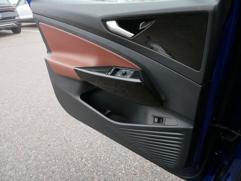 Certified 2021 Volkswagen ID.4 Pro S image 27