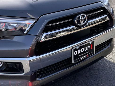 Used 2021 Toyota 4Runner Limited image 30