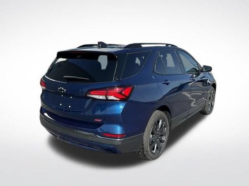 Used 2022 Chevrolet Equinox RS w/ Infotainment Package AWD/4WD image 16