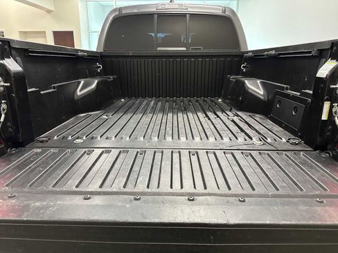 Certified 2021 Toyota Tacoma SR image 29