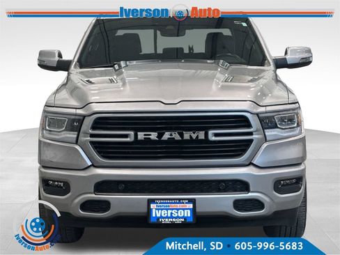 Used 2024 RAM 1500 Laramie AWD/4WD image 3