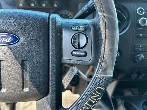 Used 2016 Ford F350 XL w/ Power Equipment Group image 13