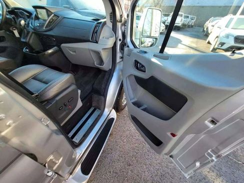 Used 2017 Ford Transit 150 148 Low Roof w/ Exterior Upgrade Package RWD image 29