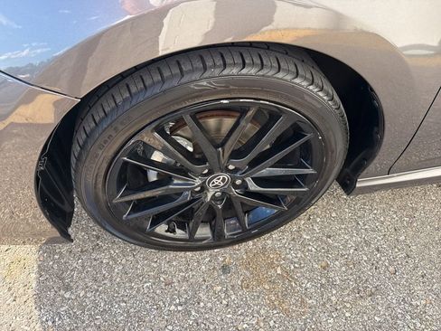Used 2024 Toyota Camry XSE FWD image 2