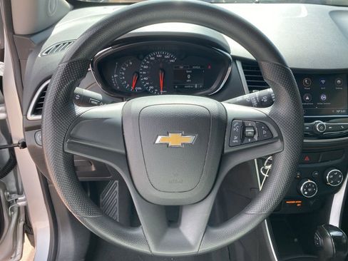 Used 2020 Chevrolet Trax LS image 26