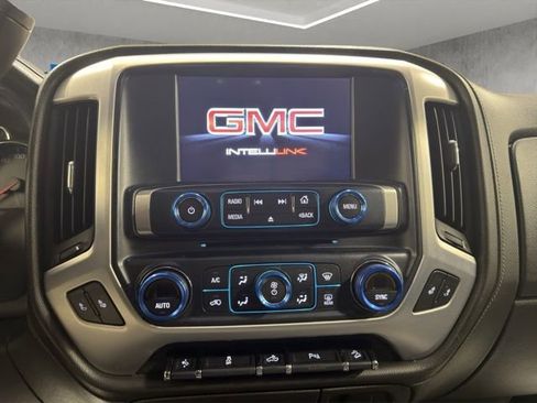 Used 2017 GMC Sierra 1500 SLE w/ Suspension Package, Off-Road AWD/4WD image 18