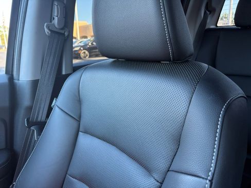 Used 2023 Honda Ridgeline RTL image 12