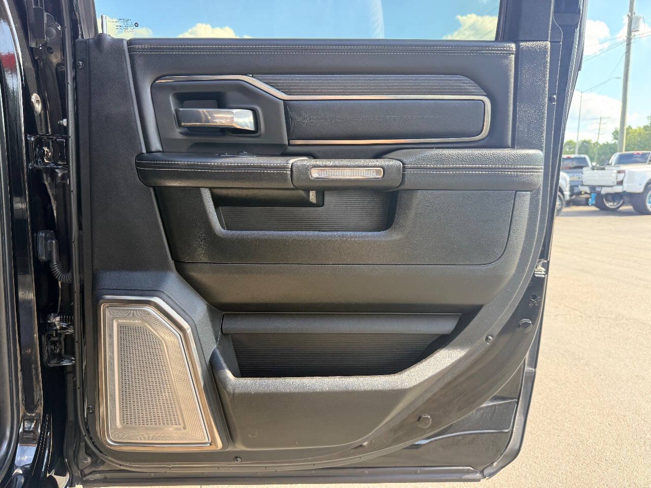 Used 2019 RAM 3500 Limited AWD/4WD image 38