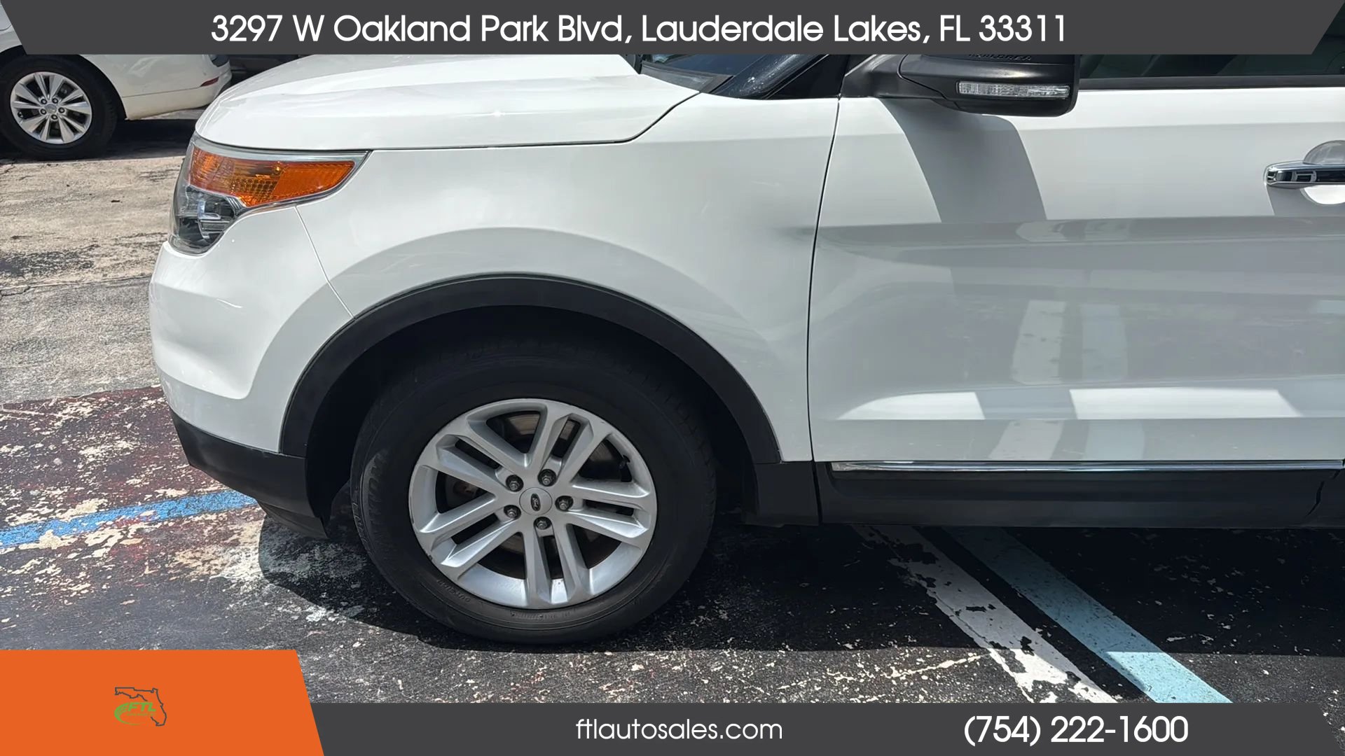 Used 2015 Ford Explorer XLT w/ Equipment Group 201B FWD image 16