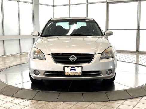 Used 2003 Nissan Altima 3.5 SE FWD image 2