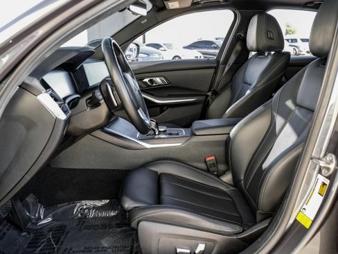 Used 2022 BMW 330i Sedan w/ Driving Assistance Package image 3