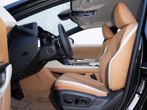 New 2026 Lexus RZ 350e 2WD image 18