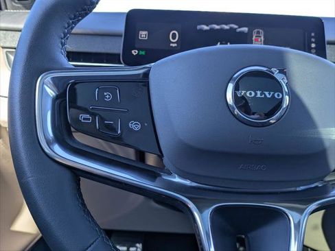 Used 2025 Volvo EX90 Ultra image 14