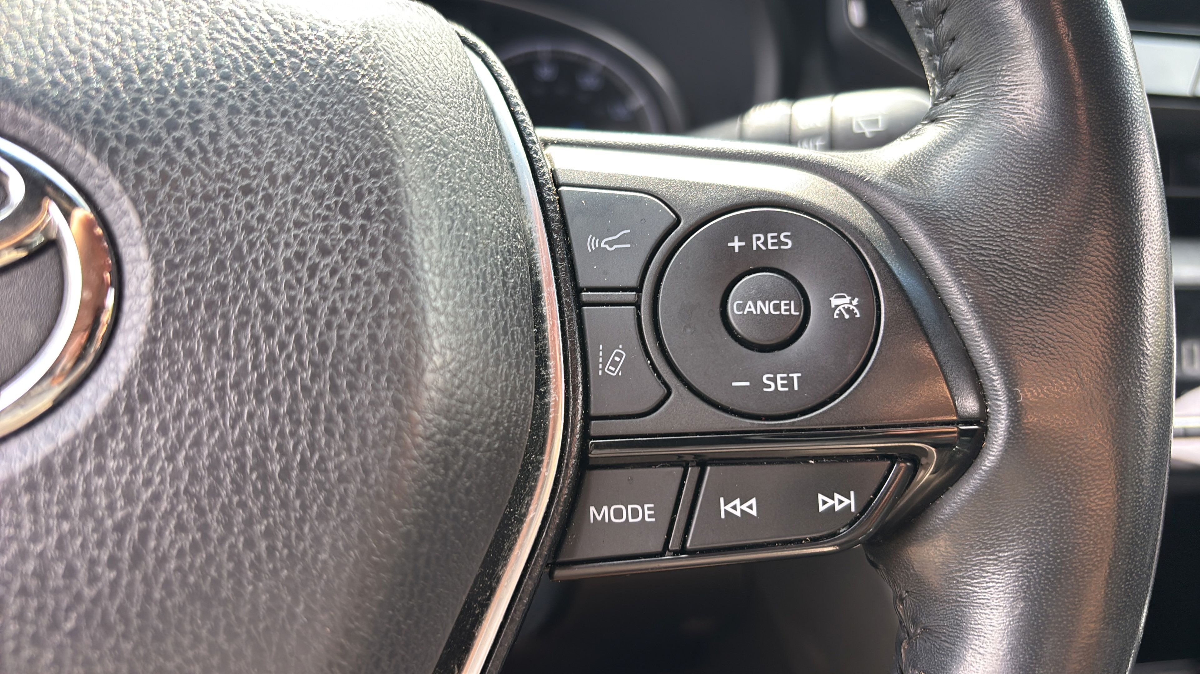 Used 2021 Toyota Venza XLE w/ Softex Package AWD/4WD image 27