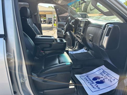 Used 2016 Chevrolet Silverado 3500 LT w/ LT Convenience Package image 14