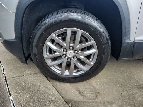 Used 2018 GMC Acadia SLT FWD image 35