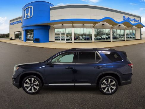 Certified 2025 Honda Pilot Elite image 5