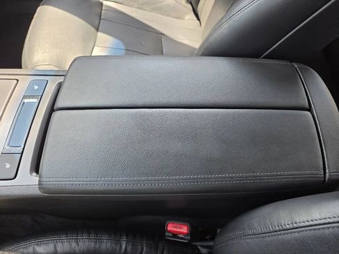 Used 2016 Hyundai Genesis 3.8 RWD image 36