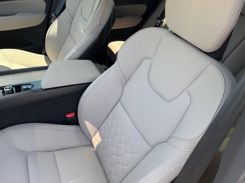 New 2026 Volvo XC60 B5 Plus w/ Protection Package Premier AWD/4WD image 18