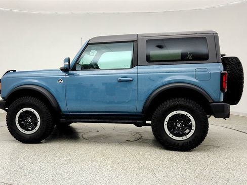 Used 2022 Ford Bronco Outer Banks w/ Sasquatch Package AWD/4WD image 8