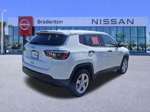 Used 2023 Jeep Compass Sport AWD/4WD image 5