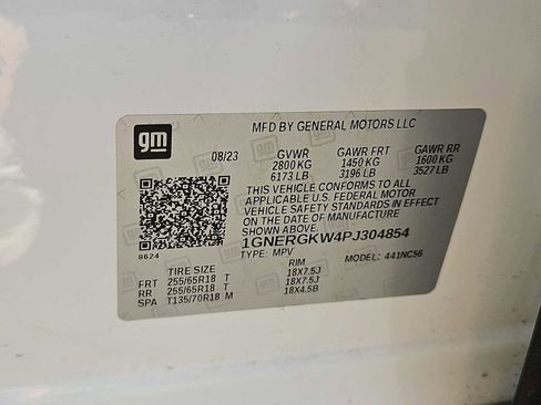 Used 2023 Chevrolet Traverse LT image 35