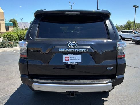 Certified 2024 Toyota 4Runner TRD Off-Road Premium w/ Moonroof Package AWD/4WD image 4