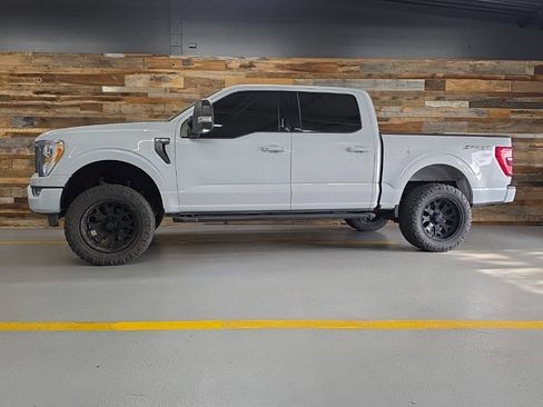 Used 2022 Ford F150 XLT w/ Equipment Group 302A High AWD/4WD image 17