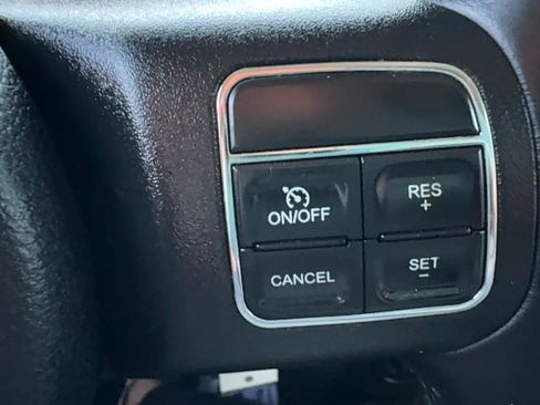 Used 2016 Jeep Wrangler Unlimited Rubicon w/ Connectivity Group image 20