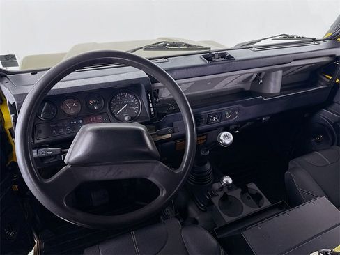 Used 1994 Land Rover Defender 90 image 19