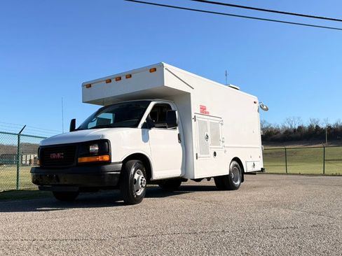 Used 2009 GMC Savana 3500 image 6