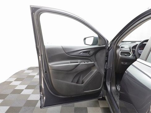 Used 2022 Chevrolet Equinox LT image 8