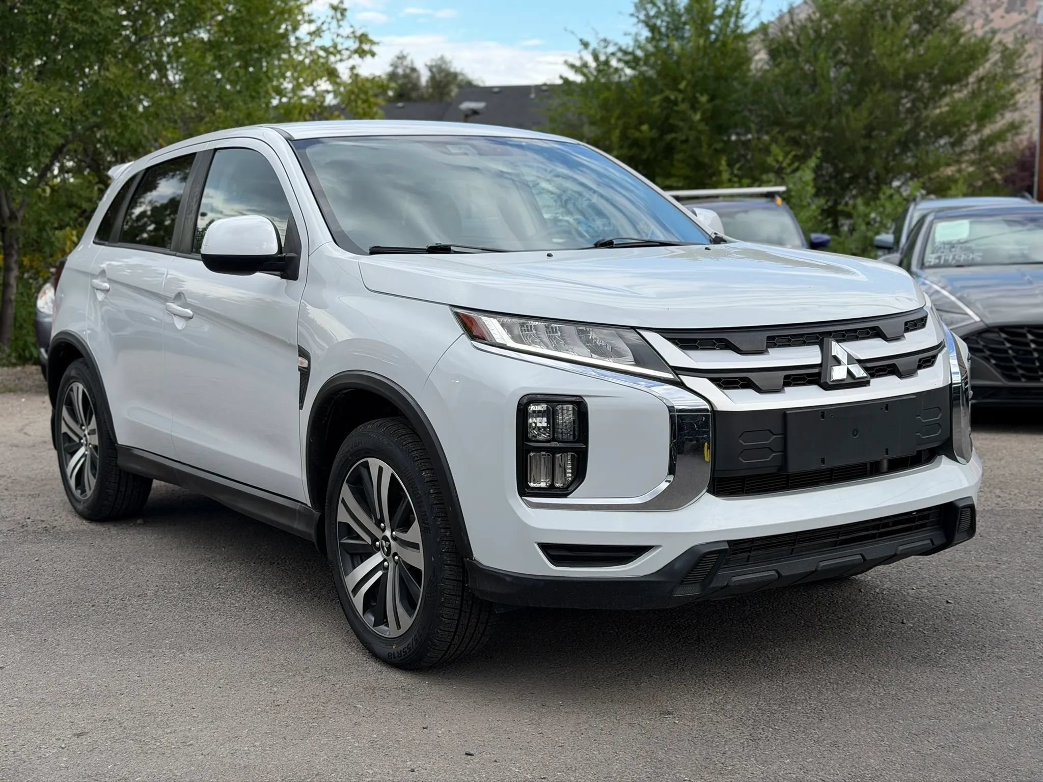 Used 2023 Mitsubishi Outlander Sport AWD image 1