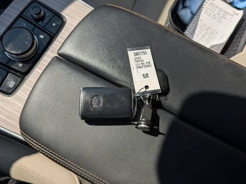 Certified 2024 MAZDA CX-90 Plug-In Hybrid w/ Preferred AWD/4WD image 38