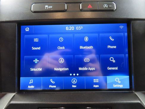 Used 2020 Ford F150 XLT w/ Equipment Group 302A Luxury AWD/4WD image 19
