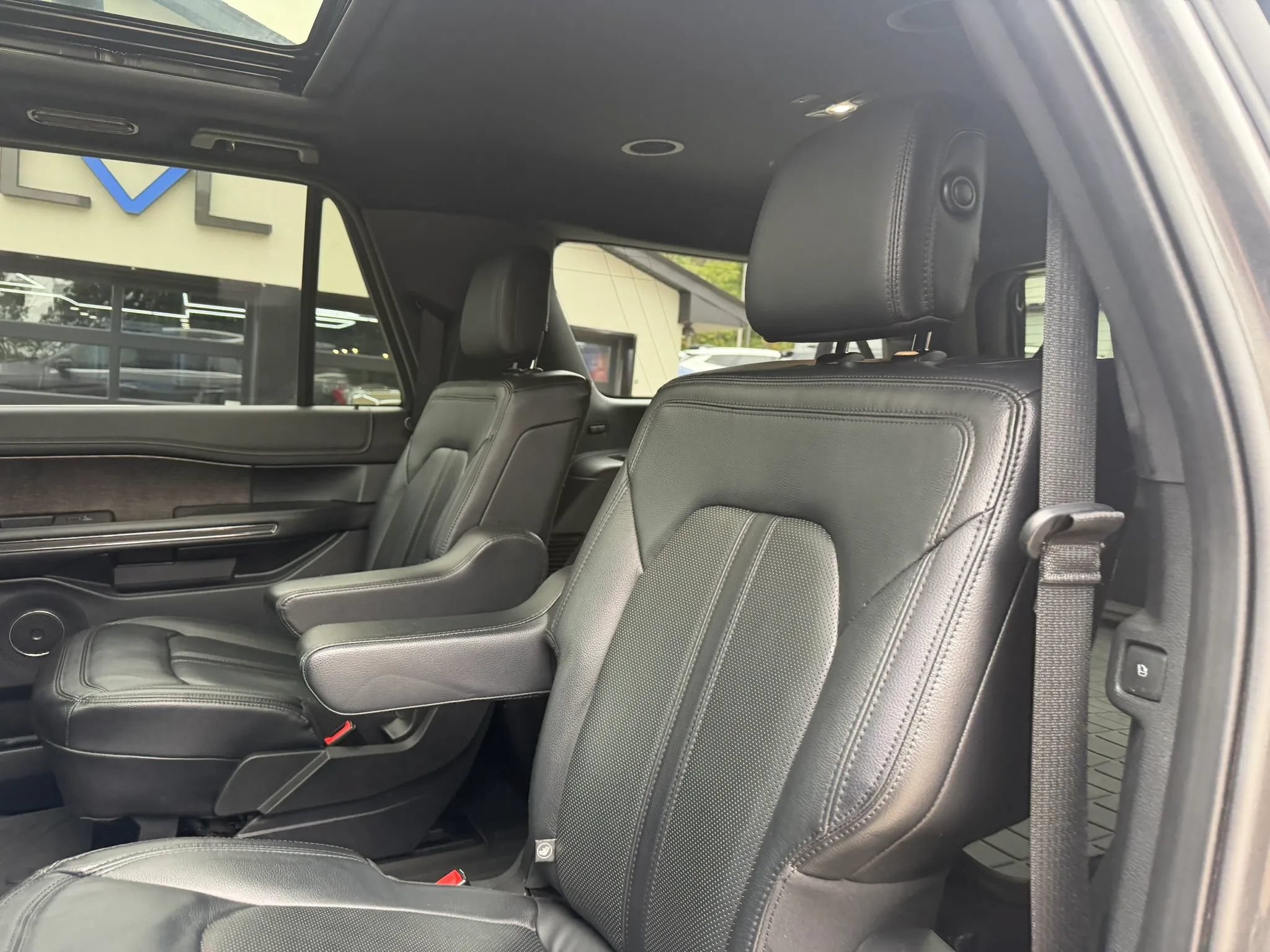 Used 2019 Ford Expedition Max Limited w/ Special Edition Package AWD/4WD image 36