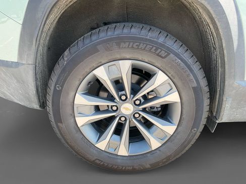 Used 2026 Chevrolet Equinox LT w/ Convenience Package II AWD/4WD image 10