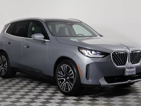 Certified 2026 BMW X3 xDrive30i w/ Convenience Package AWD/4WD image 3