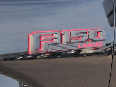 Used 2018 Ford F150 Lariat w/ Equipment Group 502A Luxury image 13