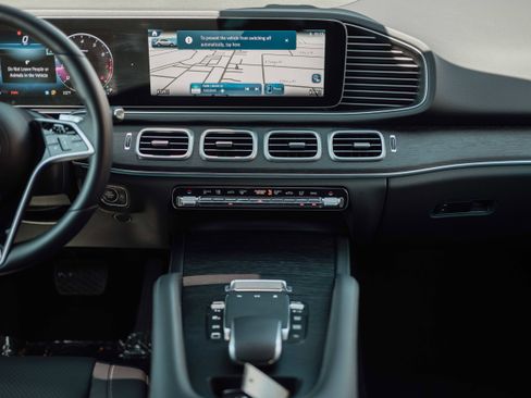 Used 2026 Mercedes-Benz GLE 350 4MATIC image 9