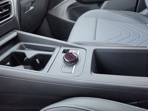 New 2026 Volkswagen Tiguan SE R-Line image 20