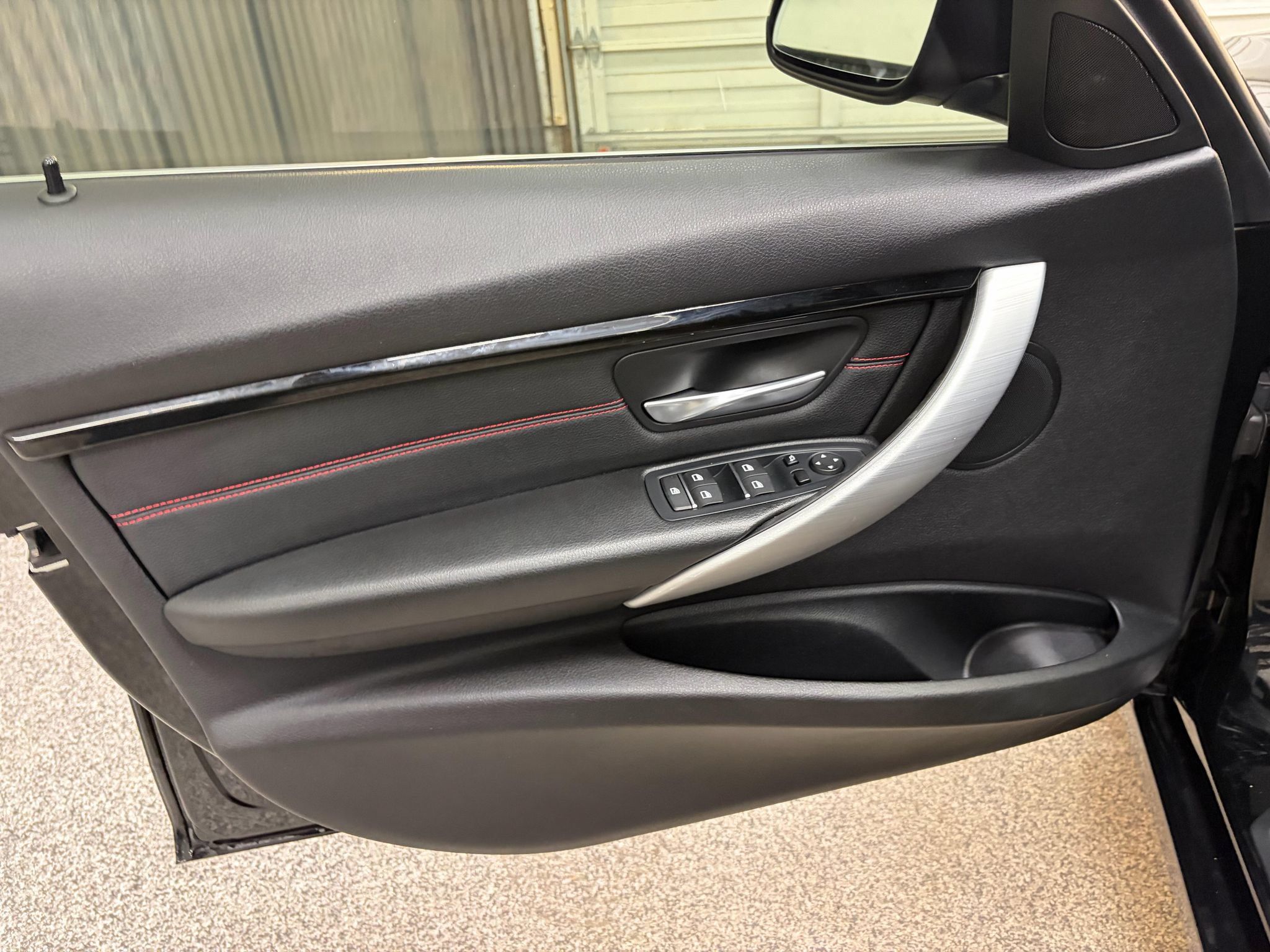 Used 2017 BMW 330i Sedan RWD image 16